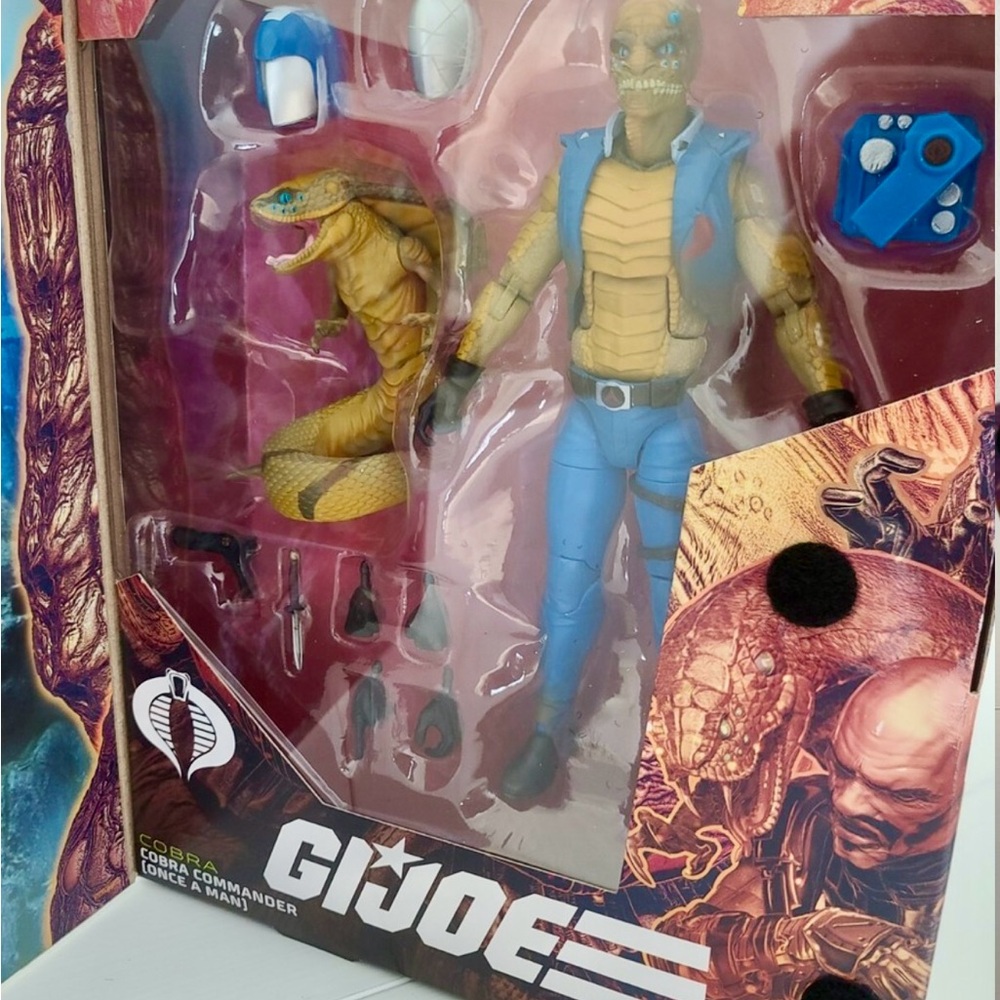SDCC 2024 Hasbro GI-Joe Ltd edition (unopened box)